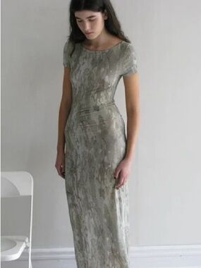 maleek spider embroidery midi dress in smoke green Green Sleeveless Embroidered Trumpet Midi Dress